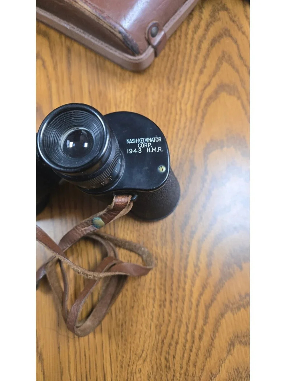 Vintage WW II Nash-Kelvinator 1943 H.M.R. 6x30 Binoculars with M17 Leather Case